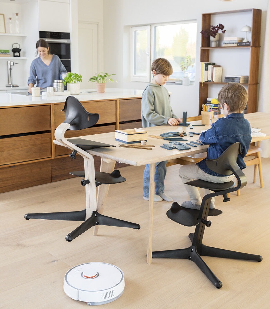 Nomi® Chair Black